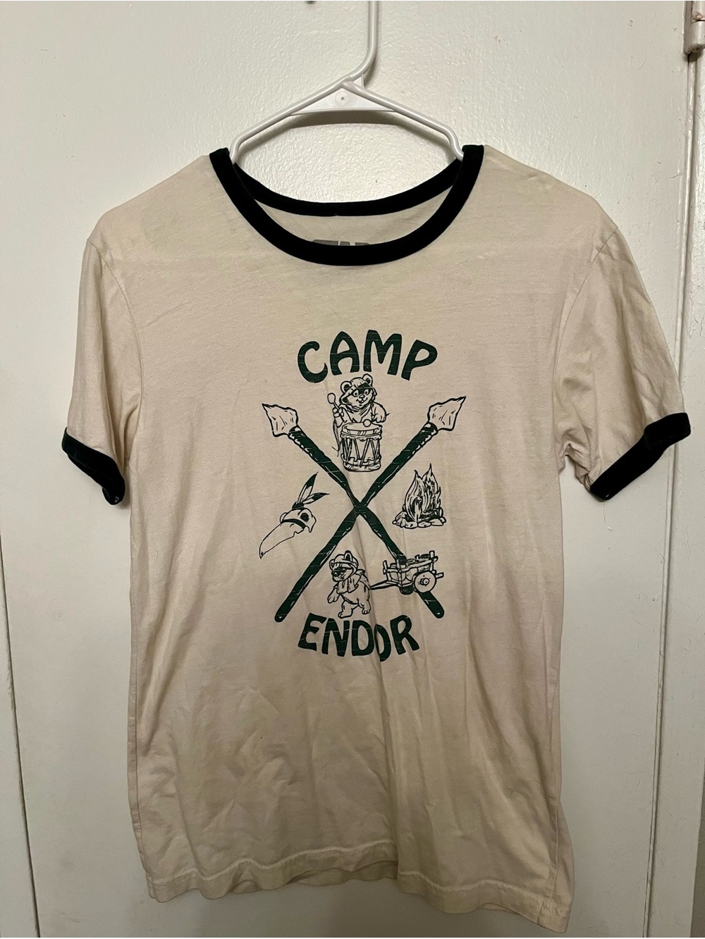 Camp Endor Star Wars white and dark green ringer t-shirt unisex size S